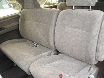 1999 Nissan Elgrand Pics