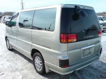 1999 Nissan Elgrand Photos
