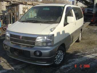 1999 Nissan Elgrand Pics