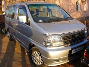 1999 Nissan Elgrand Pics