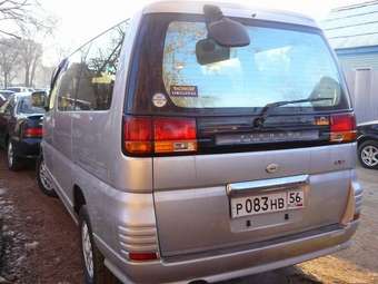 1999 Nissan Elgrand Pictures