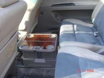 1999 Nissan Elgrand Photos