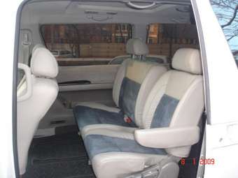 1999 Nissan Elgrand Pictures