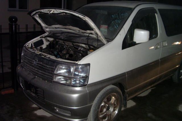 1999 Nissan Elgrand