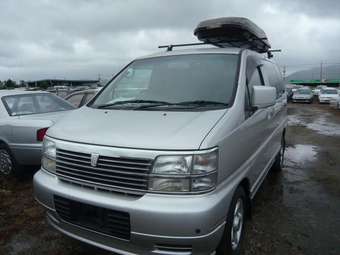 1999 Nissan Elgrand Pictures