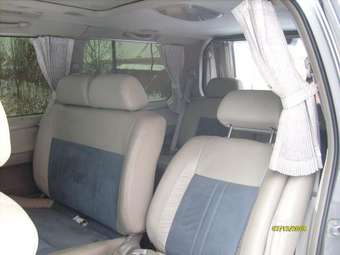 1999 Nissan Elgrand Pictures