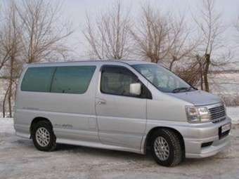 1999 Nissan Elgrand Pictures