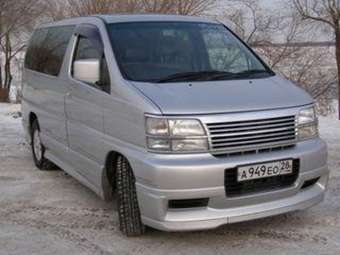 1999 Nissan Elgrand Pictures