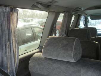 1999 Nissan Elgrand Wallpapers
