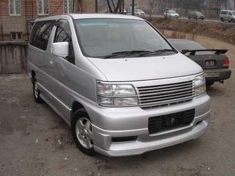 1999 Nissan Elgrand Pictures
