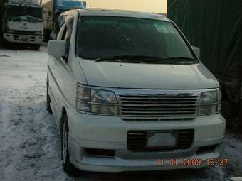 1999 Nissan Elgrand Pictures