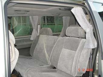 1999 Nissan Elgrand Pics