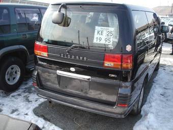 1999 Nissan Elgrand Photos