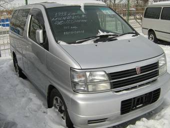 1999 Nissan Elgrand Wallpapers