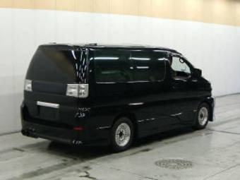 1999 Nissan Elgrand Pictures