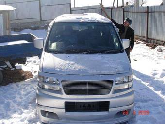 1999 Nissan Elgrand Images