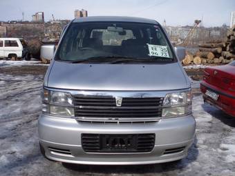 1999 Nissan Elgrand Pictures