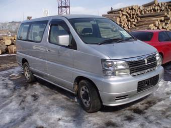 1999 Nissan Elgrand Pictures