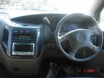 1999 Nissan Elgrand For Sale
