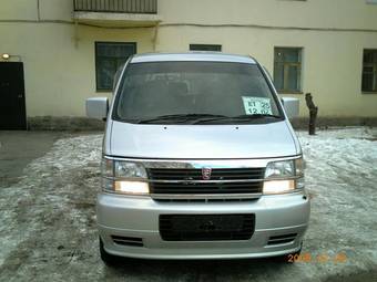 1999 Nissan Elgrand Pictures