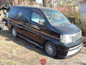 1999 Nissan Elgrand Pictures