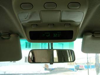 1999 Nissan Elgrand Pictures