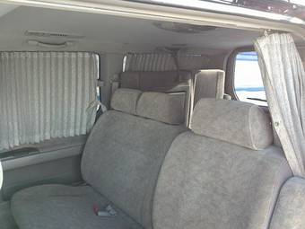 1999 Nissan Elgrand Photos