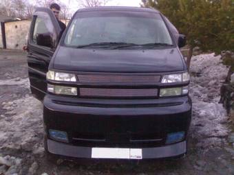 1999 Nissan Elgrand Pictures