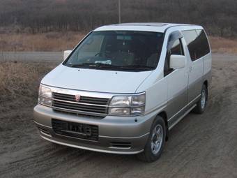 1999 Nissan Elgrand Pics