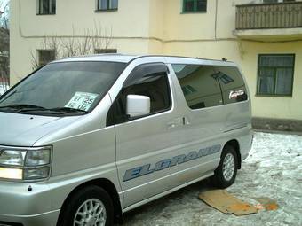 1999 Nissan Elgrand Images