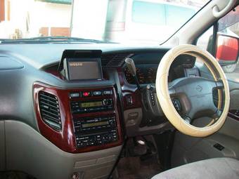 1999 Nissan Elgrand Pics