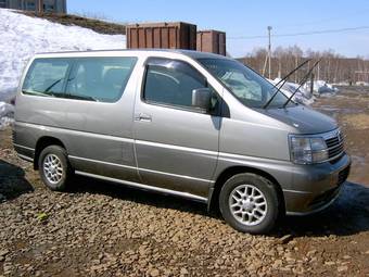 1999 Nissan Elgrand Pictures