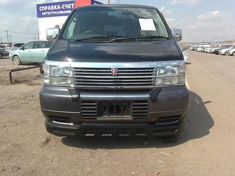 1999 Nissan Elgrand Pictures