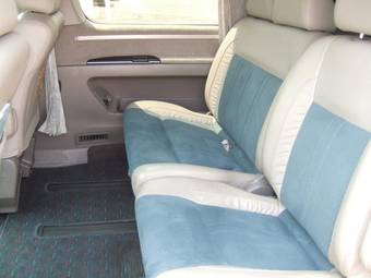 1999 Nissan Elgrand Photos