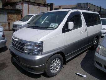 1999 Nissan Elgrand Pictures