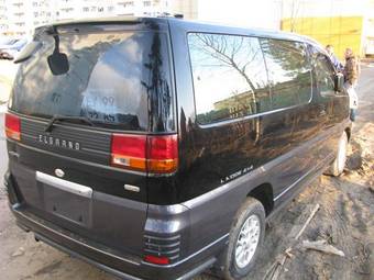 1999 Nissan Elgrand Pictures