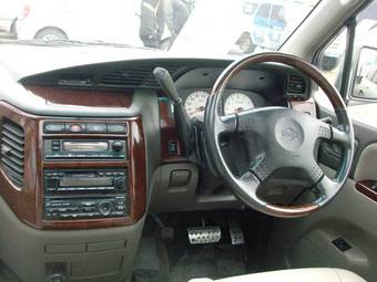 1999 Nissan Elgrand Wallpapers