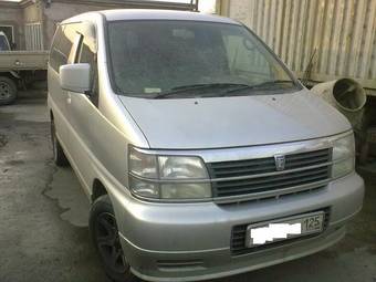 1999 Nissan Elgrand Pictures