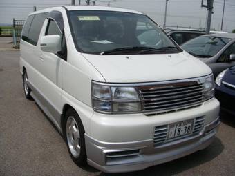 1999 Nissan Elgrand Pictures