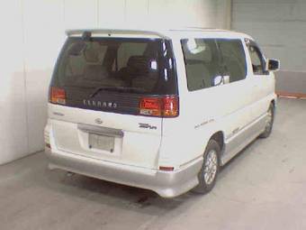 1999 Nissan Elgrand Pics