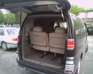 1999 Nissan Elgrand Pics