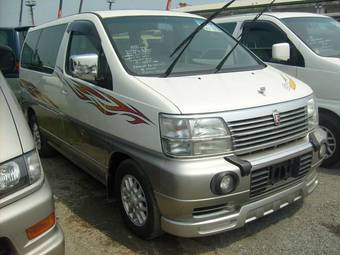 1999 Nissan Elgrand Pics