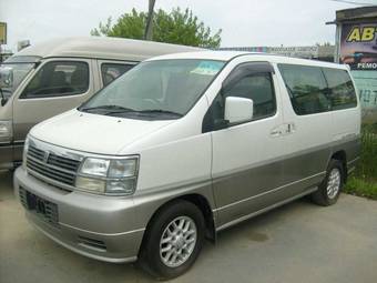 1999 Nissan Elgrand Pictures