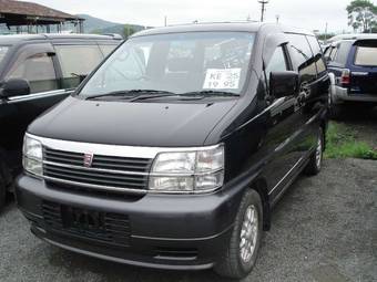 1999 Nissan Elgrand Pics