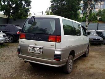 1999 Nissan Elgrand Photos