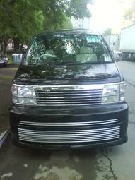 1999 Nissan Elgrand Photos