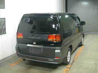 1999 Nissan Elgrand Photos