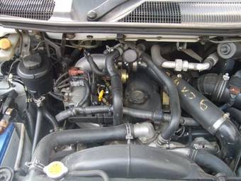 1999 Nissan Elgrand Pics
