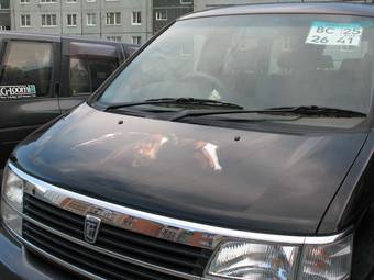 1999 Nissan Elgrand Photos