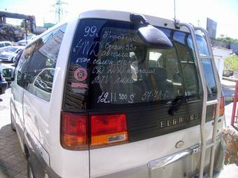 1999 Nissan Elgrand Photos